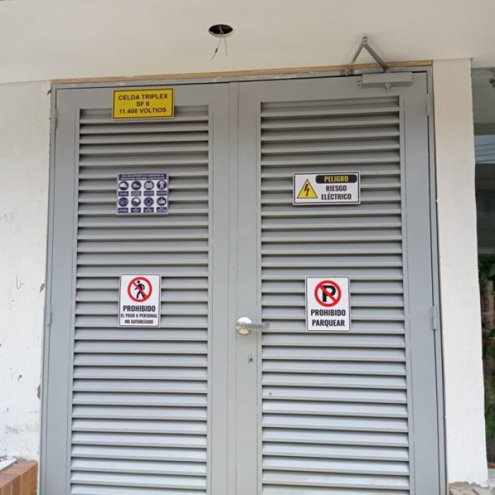 Señalización subestación eléctrica